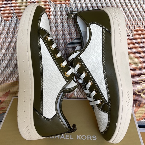 MICHAEL KORS
SHEA LACE UP
FAUX LEATHER
49F3SHFSIL
OLIVE
NEW - Picture 12 of 16